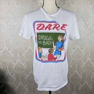 DARE Size Medium White Old School Graphic T-shirt Short Sleeve Round Neck Retro